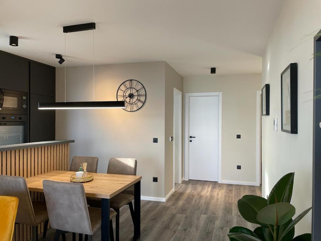 Apartment Linda With Panoramic Sea View Makarská Exteriér fotografie
